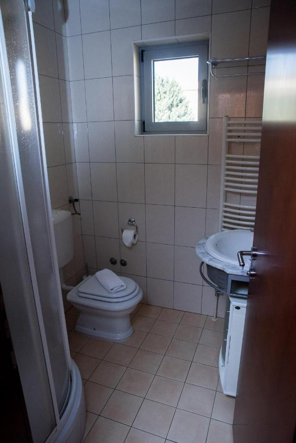 Hotel Hum Любушки Экстерьер фото