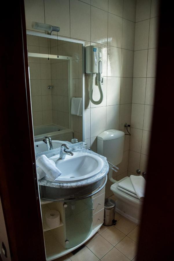 Hotel Hum Любушки Экстерьер фото
