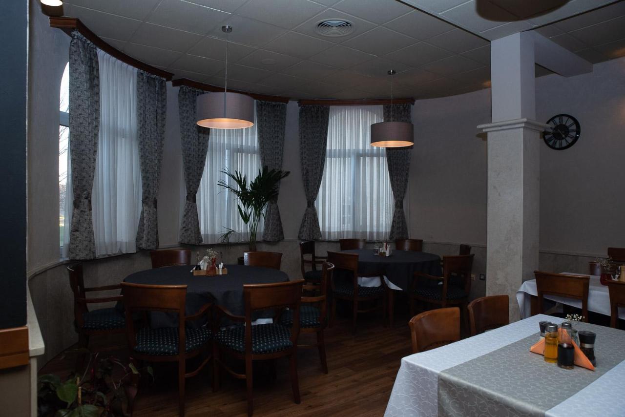 Hotel Hum Любушки Экстерьер фото